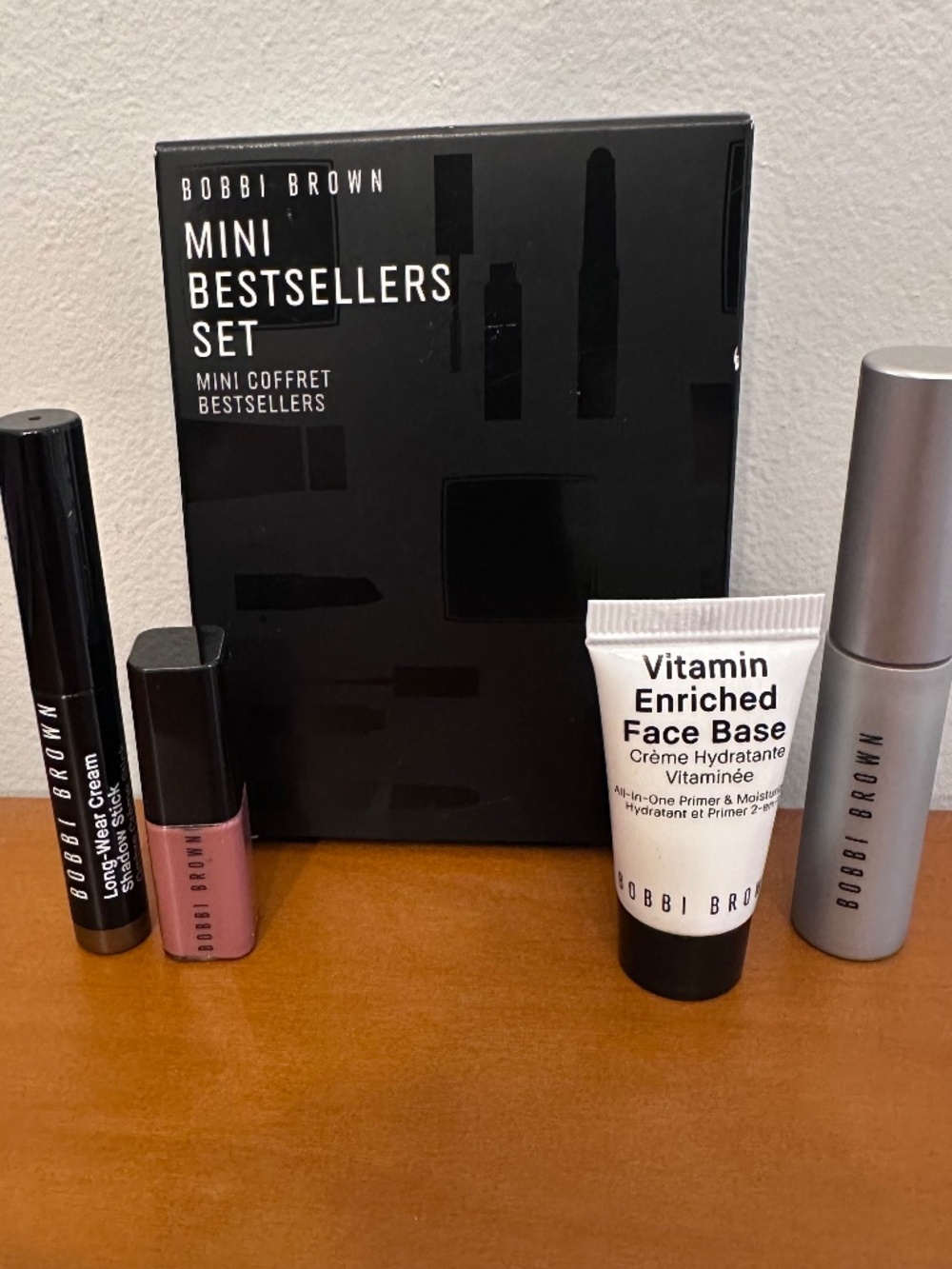 Bobbi Brown Mini Bestsellers Set NIB Face Base Mascara Shadow Stick Gloss